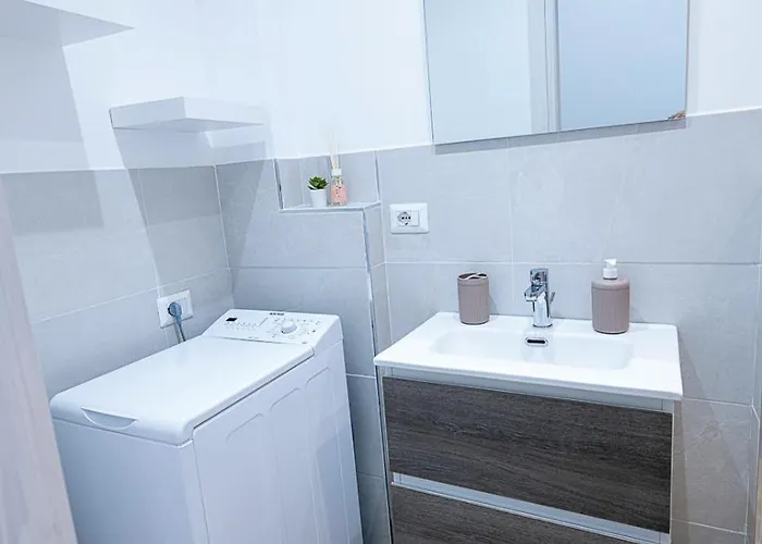 The Little Big House Roma